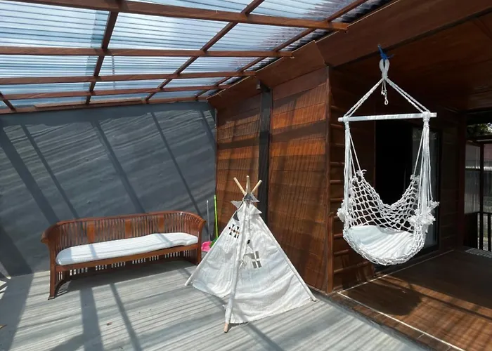 Woody House فيلة